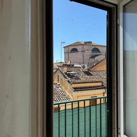 P098 - Porto Recanati, Cielo-terra Con Balcone A 20mt Dal Mare * Porto Recanati